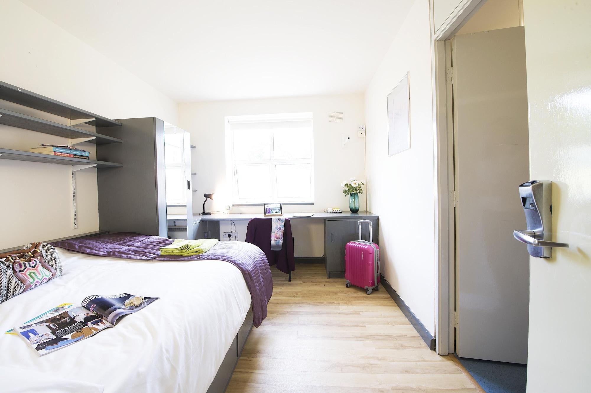 Corrib Village Rooms University Of Galway Ngoại thất bức ảnh