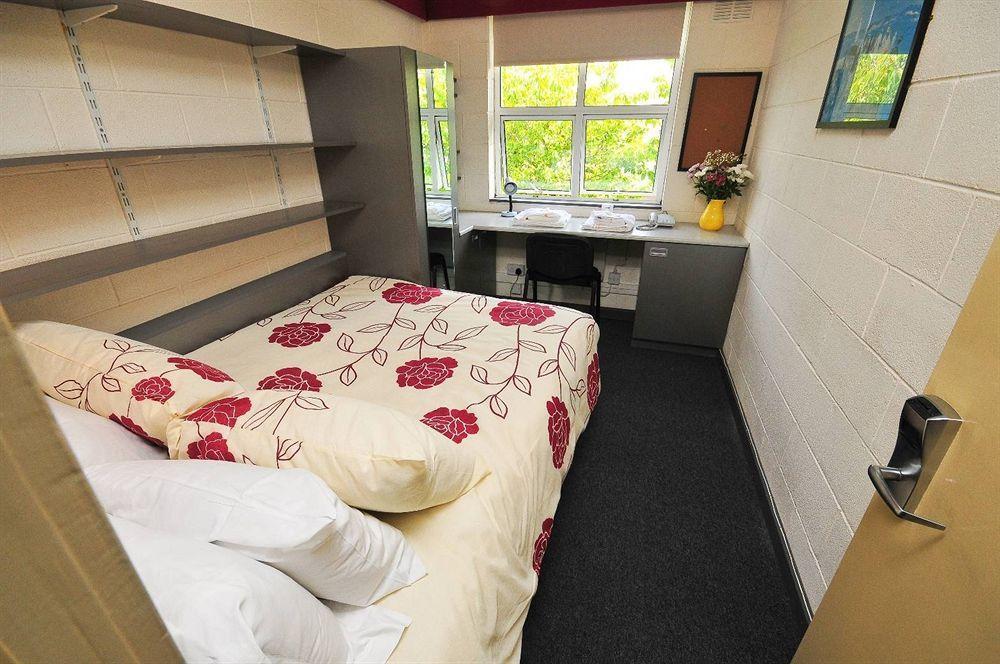 Corrib Village Rooms University Of Galway Ngoại thất bức ảnh