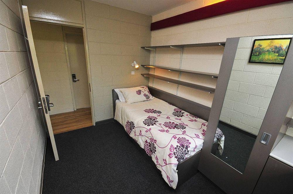 Corrib Village Rooms University Of Galway Ngoại thất bức ảnh