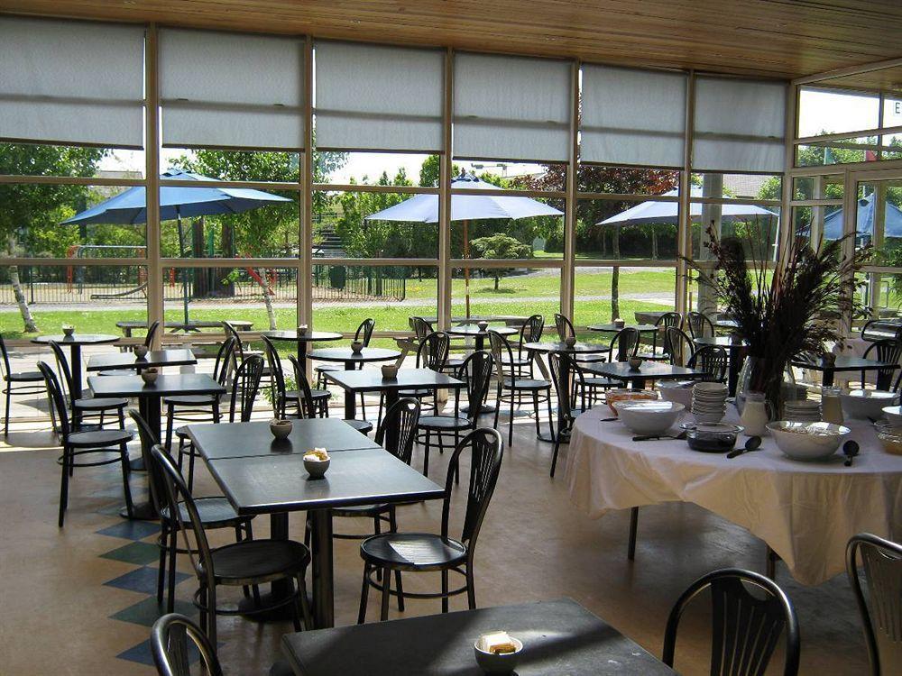 Corrib Village Rooms University Of Galway Ngoại thất bức ảnh