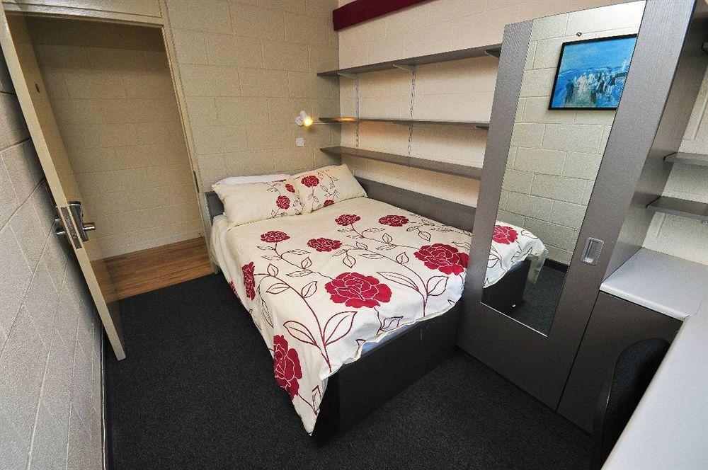 Corrib Village Rooms University Of Galway Ngoại thất bức ảnh